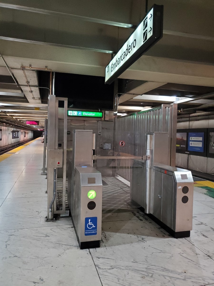 Embarcadero platform fare gate